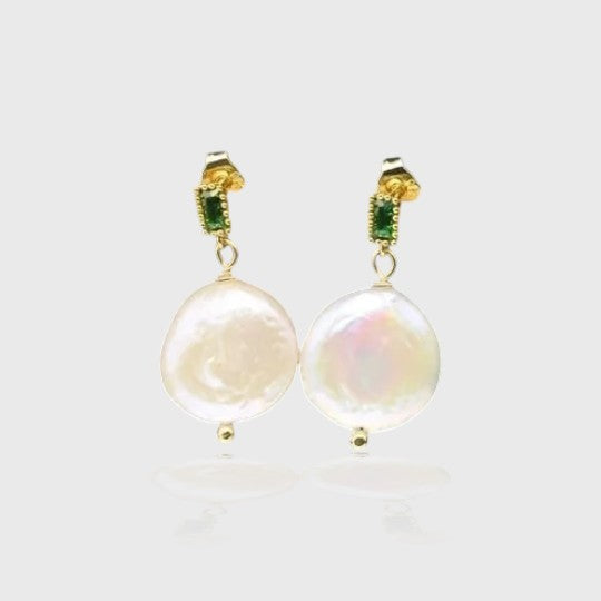 Orecchini perle pendenti e pietra verde